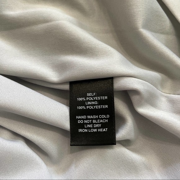 Lulu's Black and Gold Patterned Midi Dress - Picture 7 of 10